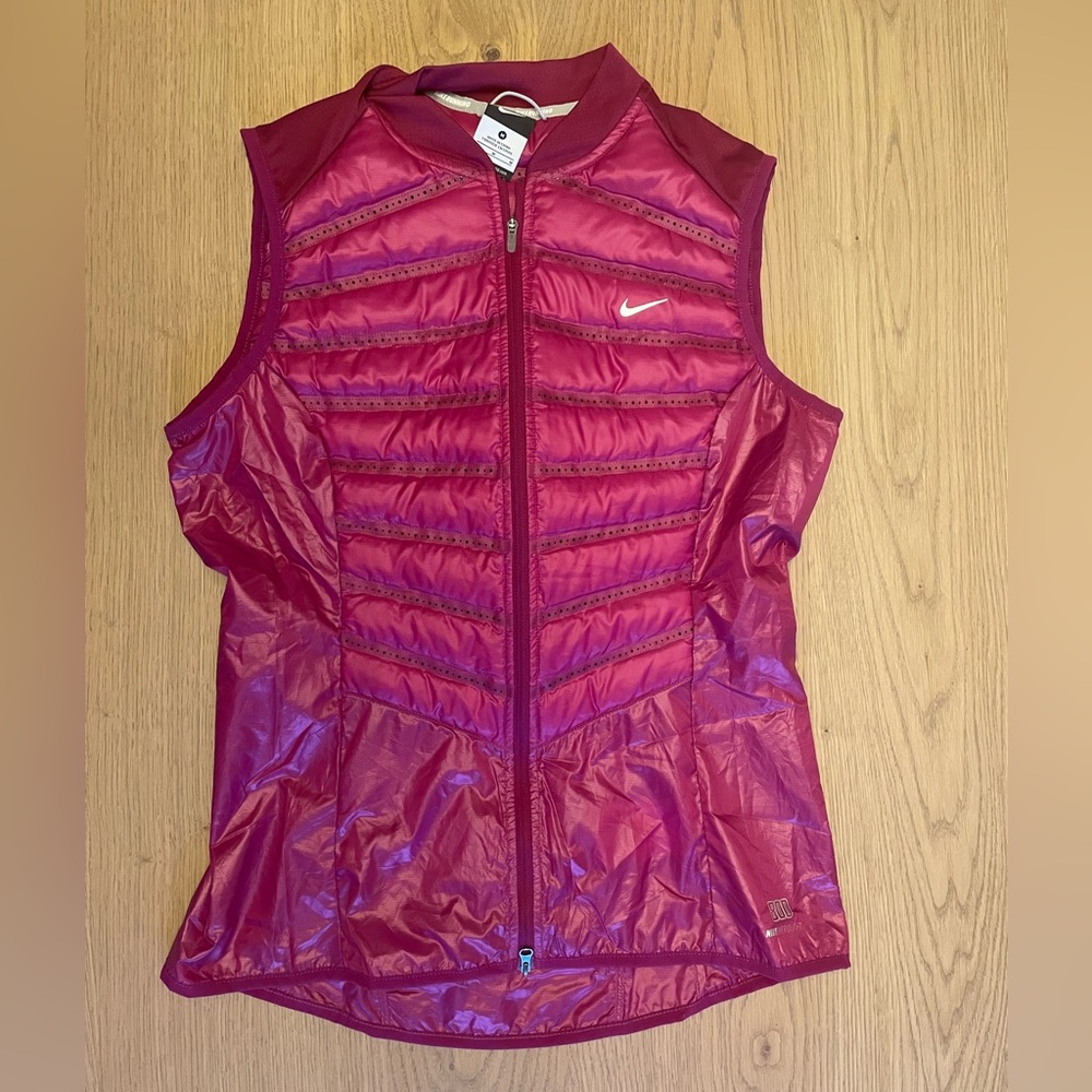 NWOT Nike Running Vest | 800 Aeroloft